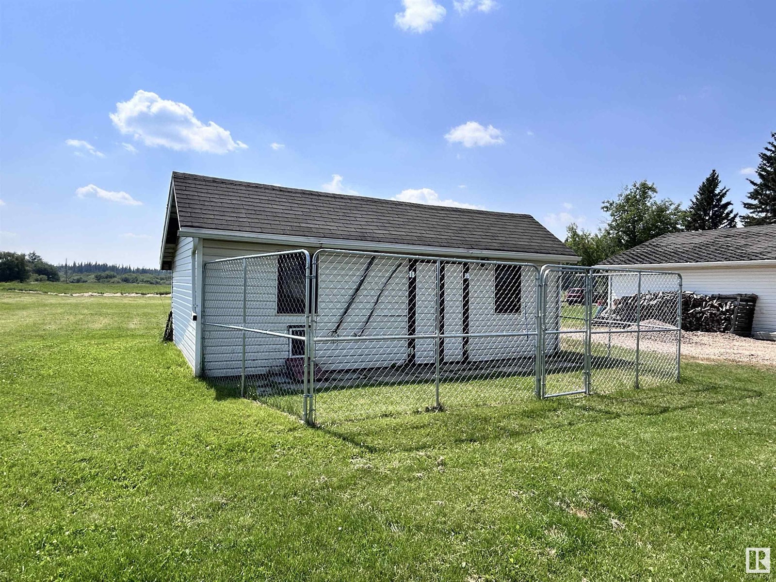 Photo 34 of 5111 50 St, Tawatinaw AB