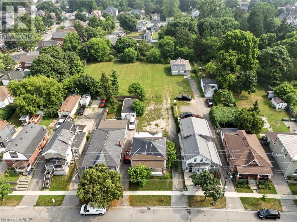 Photo 2 of 159 Terrace Hill Street, Brantford ON
