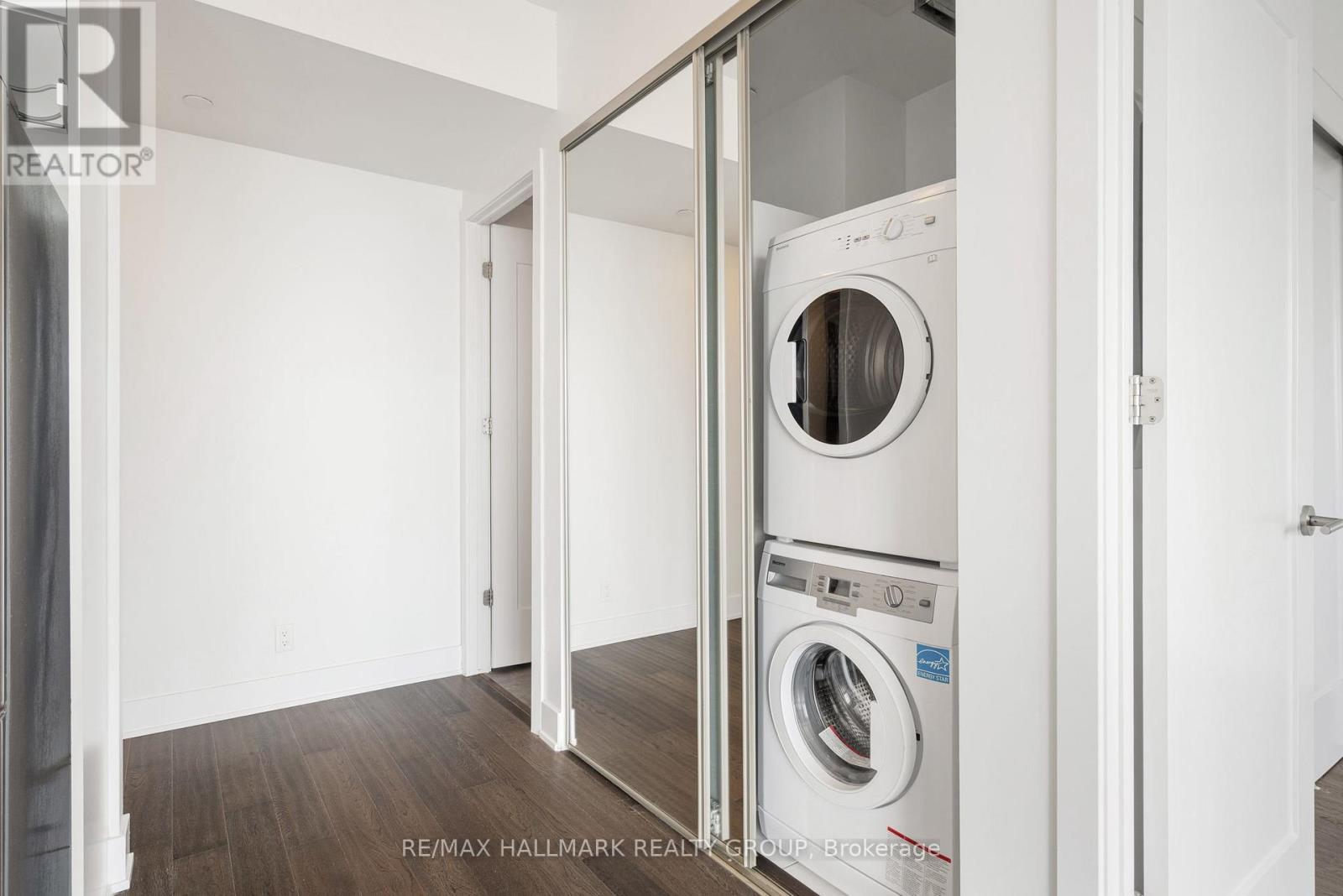 Photo 15 of 1906 485 Richmond Road, Ottawa ON