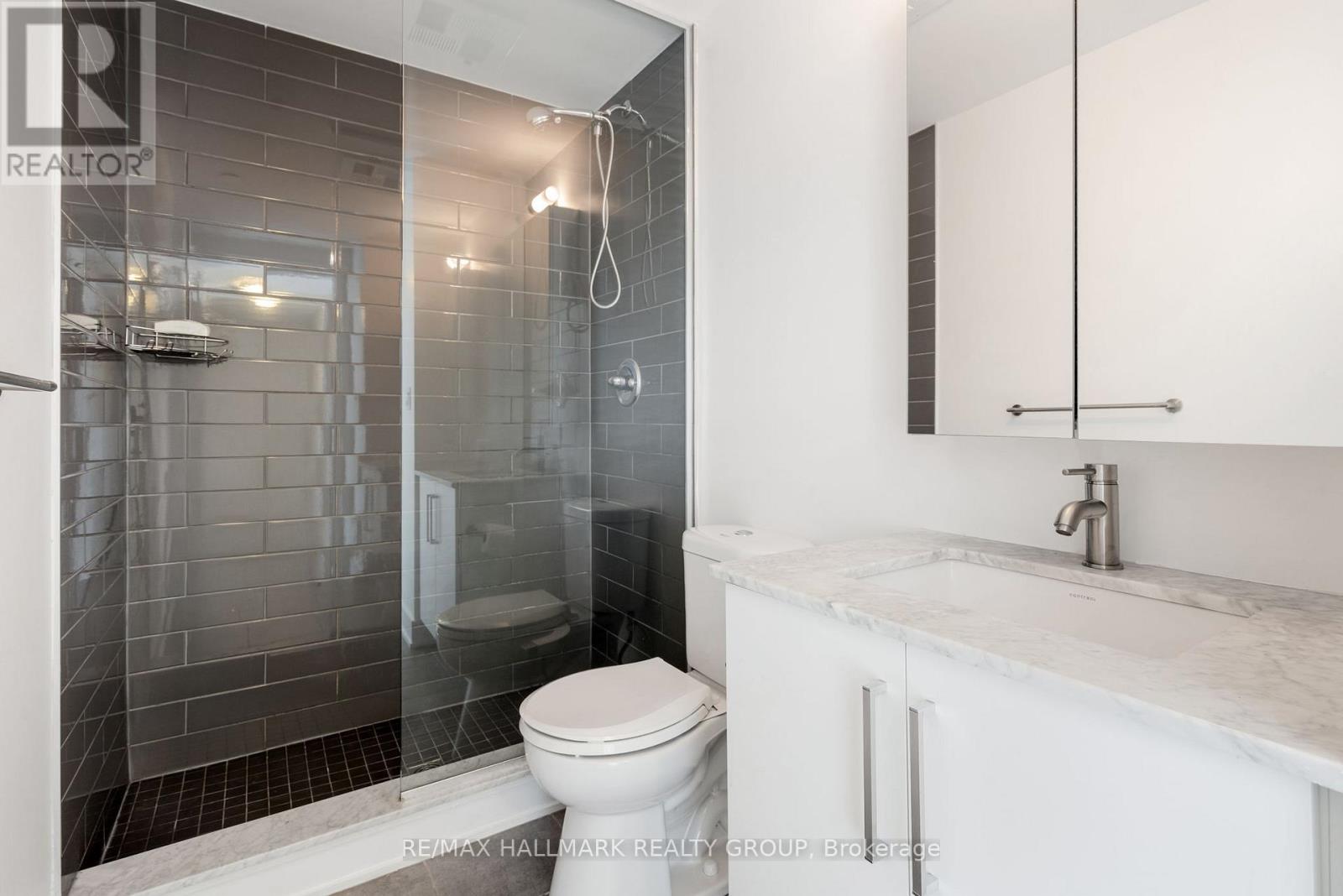 Photo 16 of 1906 485 Richmond Road, Ottawa ON