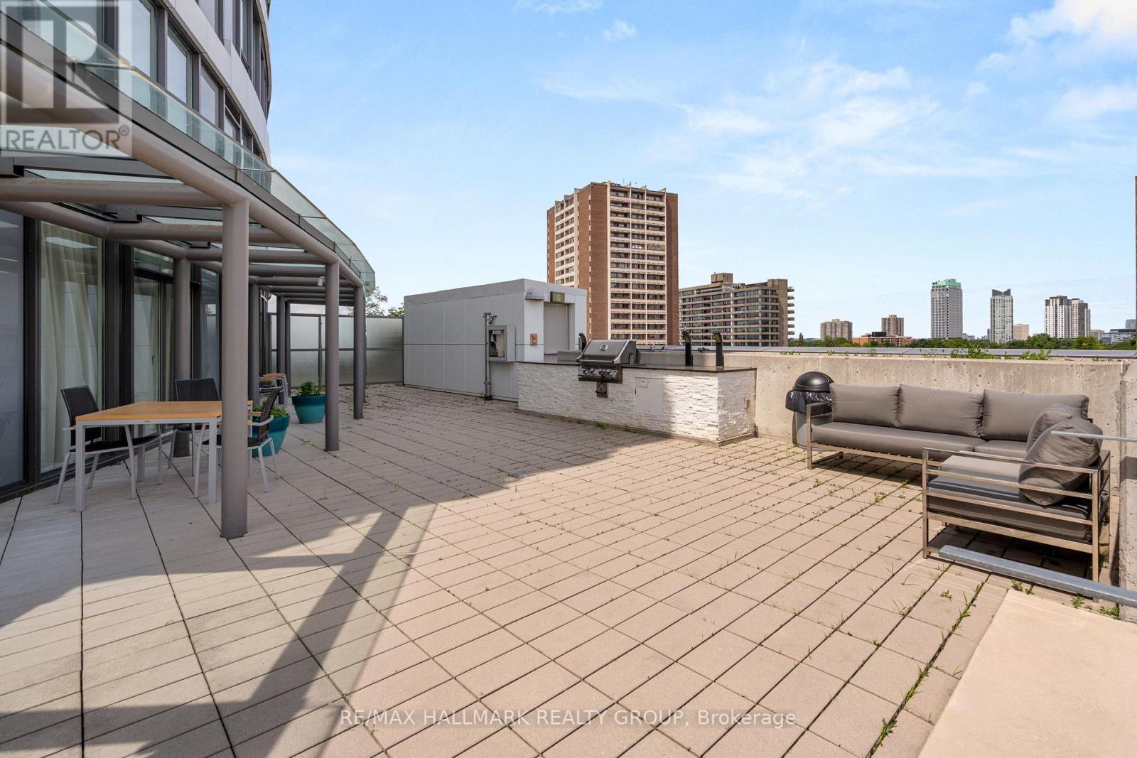 Photo 31 of 1906 485 Richmond Road, Ottawa ON