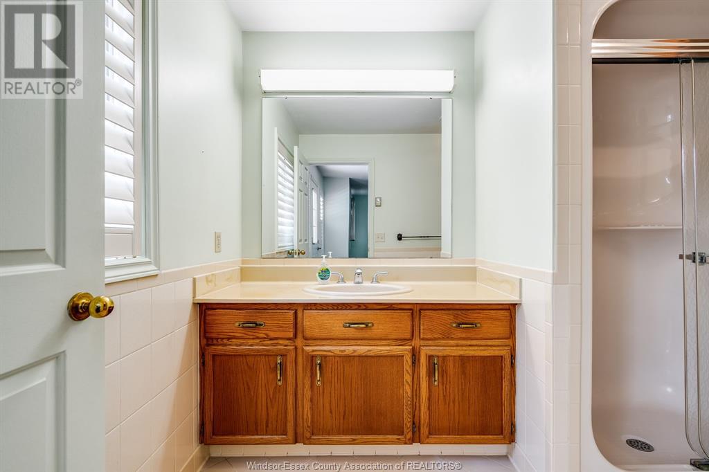 Photo 26 of 11 Kenneth Drive, Leamington ON