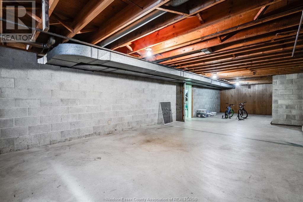 Photo 34 of 11 Kenneth Drive, Leamington ON
