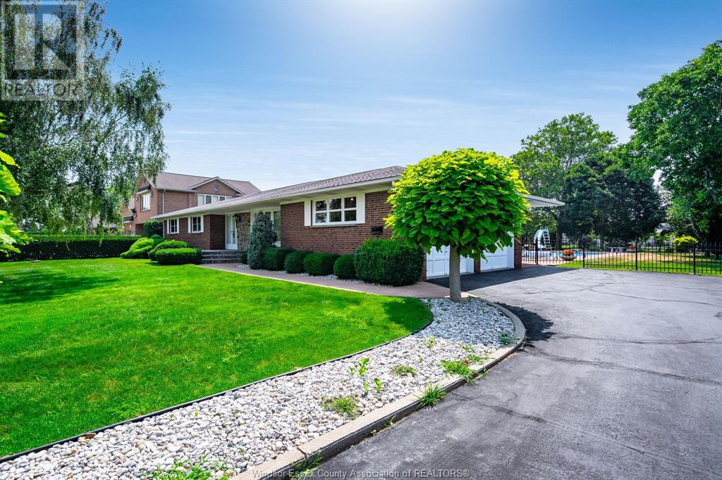 Photo 37 of 11 Kenneth Drive, Leamington ON
