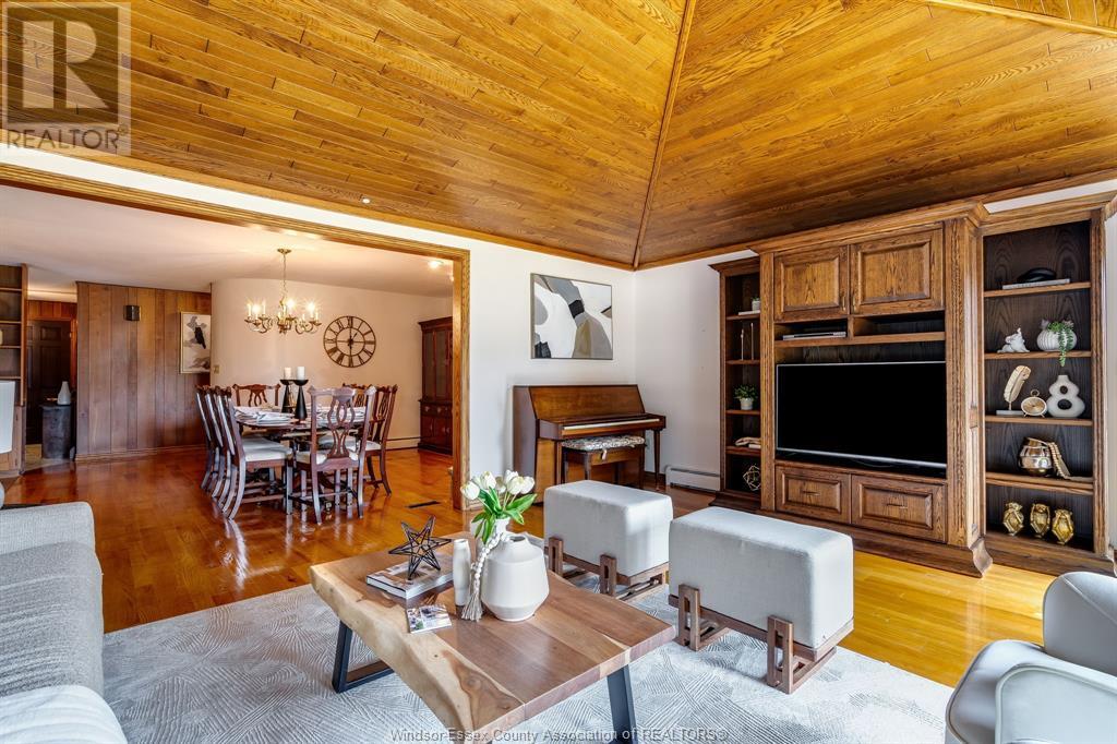 Photo 12 of 11 Kenneth Drive, Leamington ON