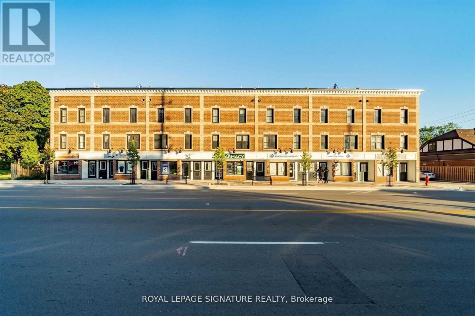 Photo 11 of 202 760 Lakeshore Road E, Mississauga ON