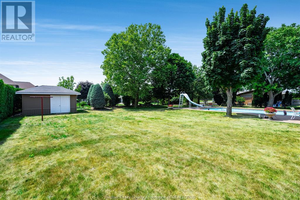 Photo 44 of 11 Kenneth Drive, Leamington ON