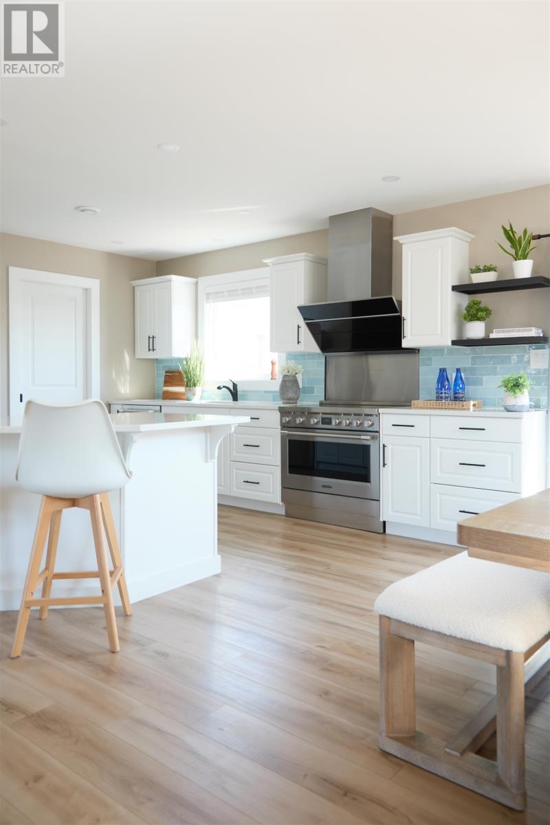 Single Family House for Sale in  Maxfield Avenue Sherwood 