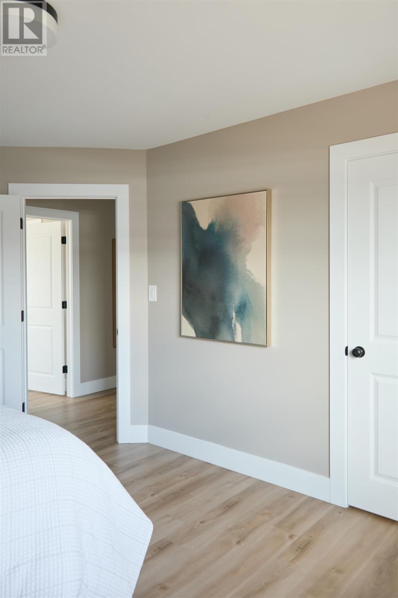 Single Family House for Sale in  Maxfield Avenue Sherwood 