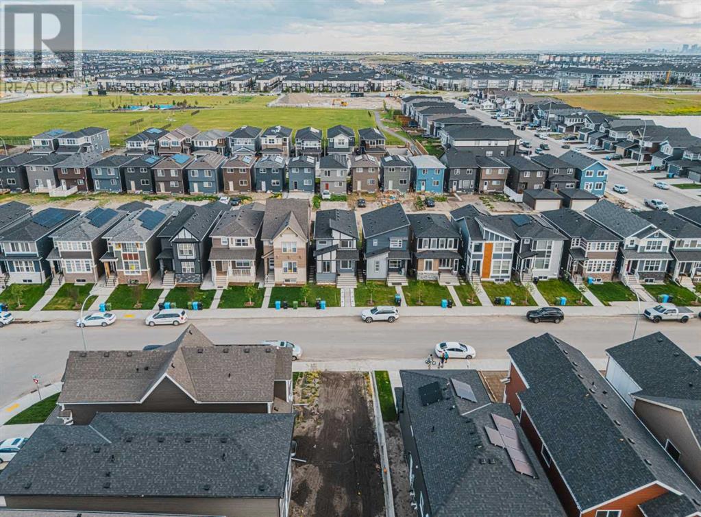 Photo 30 of 117 Corner Glen Way Ne, Calgary AB