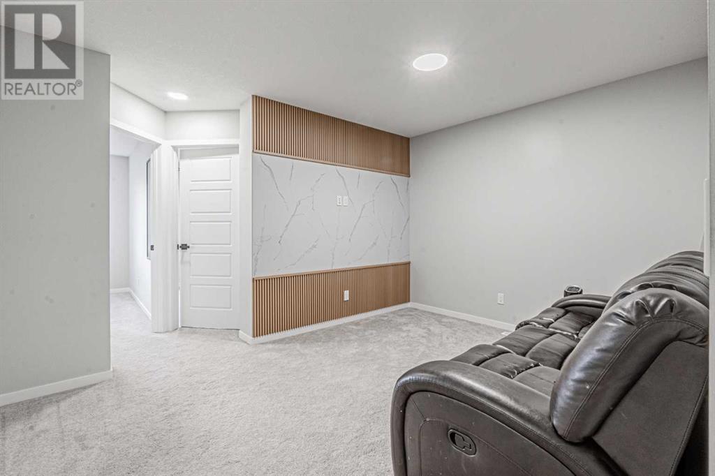 Photo 16 of 117 Corner Glen Way Ne, Calgary AB