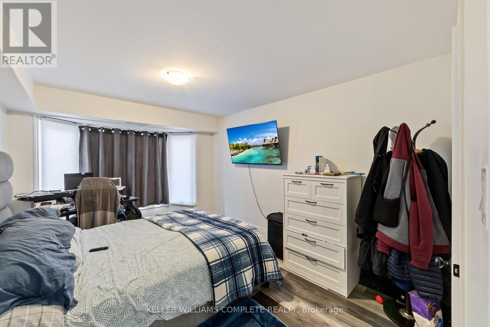 Photo 32 of 220 Caroline Street S, Hamilton ON