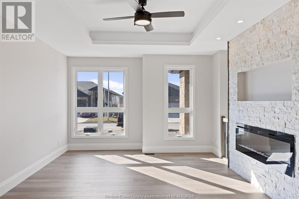 Photo 6 of 4 Woodland Street, Kingsville ON