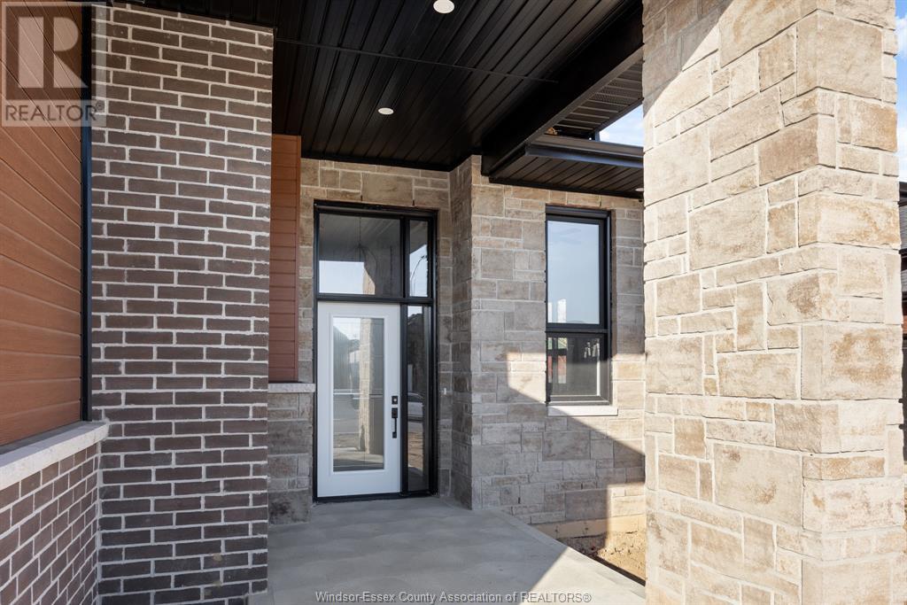 Photo 21 of 4 Woodland Street, Kingsville ON