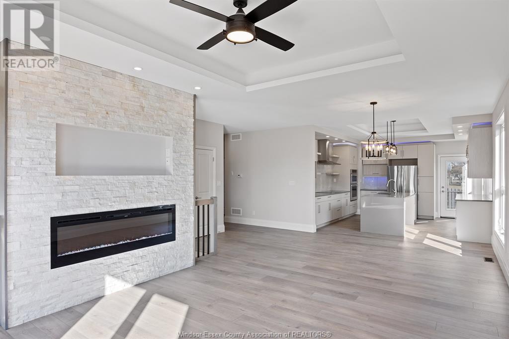 Photo 12 of 4 Woodland Street, Kingsville ON
