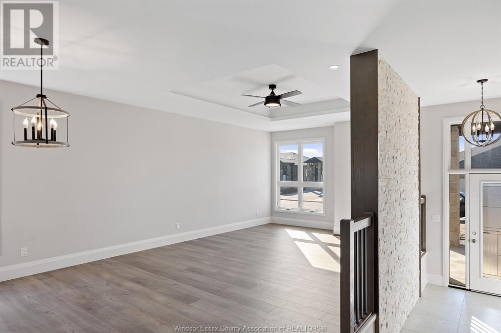 Photo 25 of 4 Woodland Street, Kingsville ON