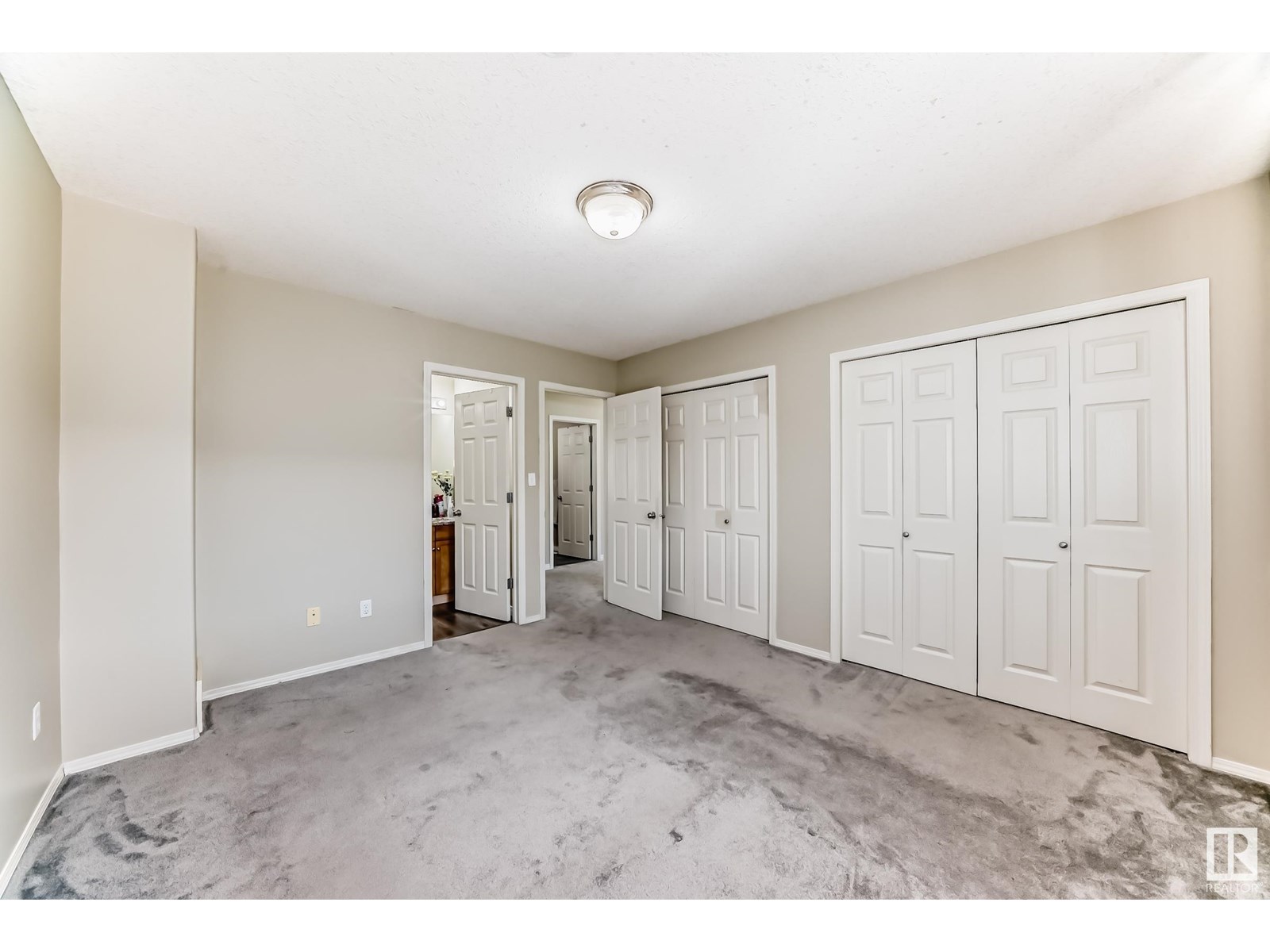 Photo 28 of 3510 22 St Nw, Edmonton AB