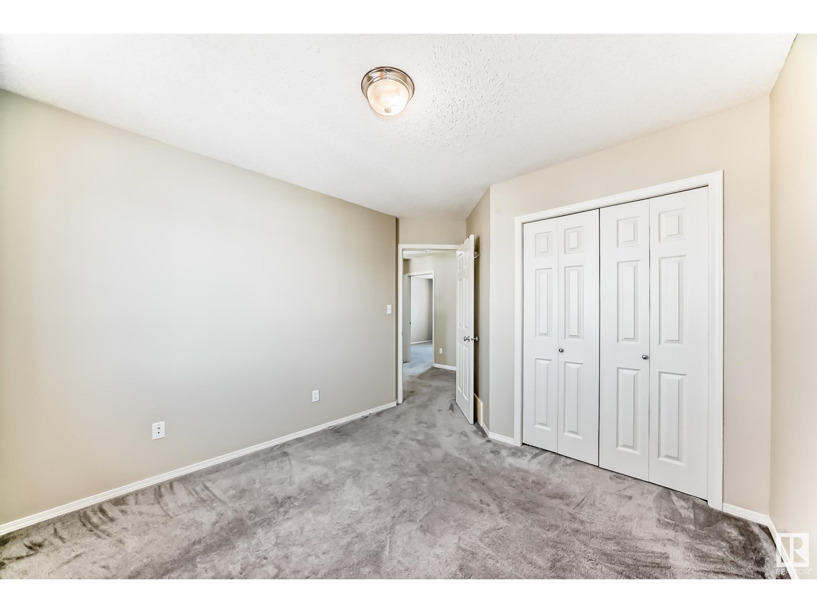 Photo 35 of 3510 22 St Nw, Edmonton AB