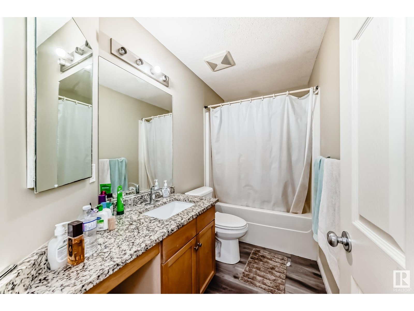 Photo 36 of 3510 22 St Nw, Edmonton AB