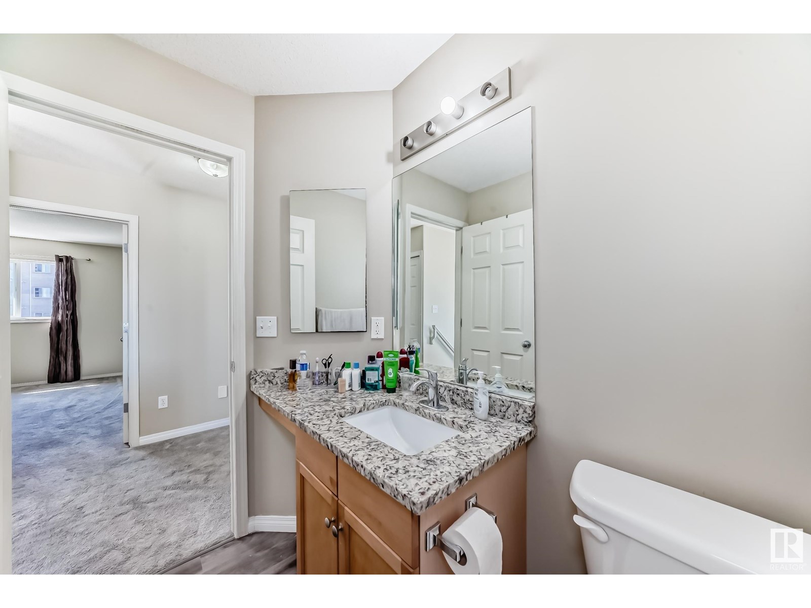 Photo 37 of 3510 22 St Nw, Edmonton AB