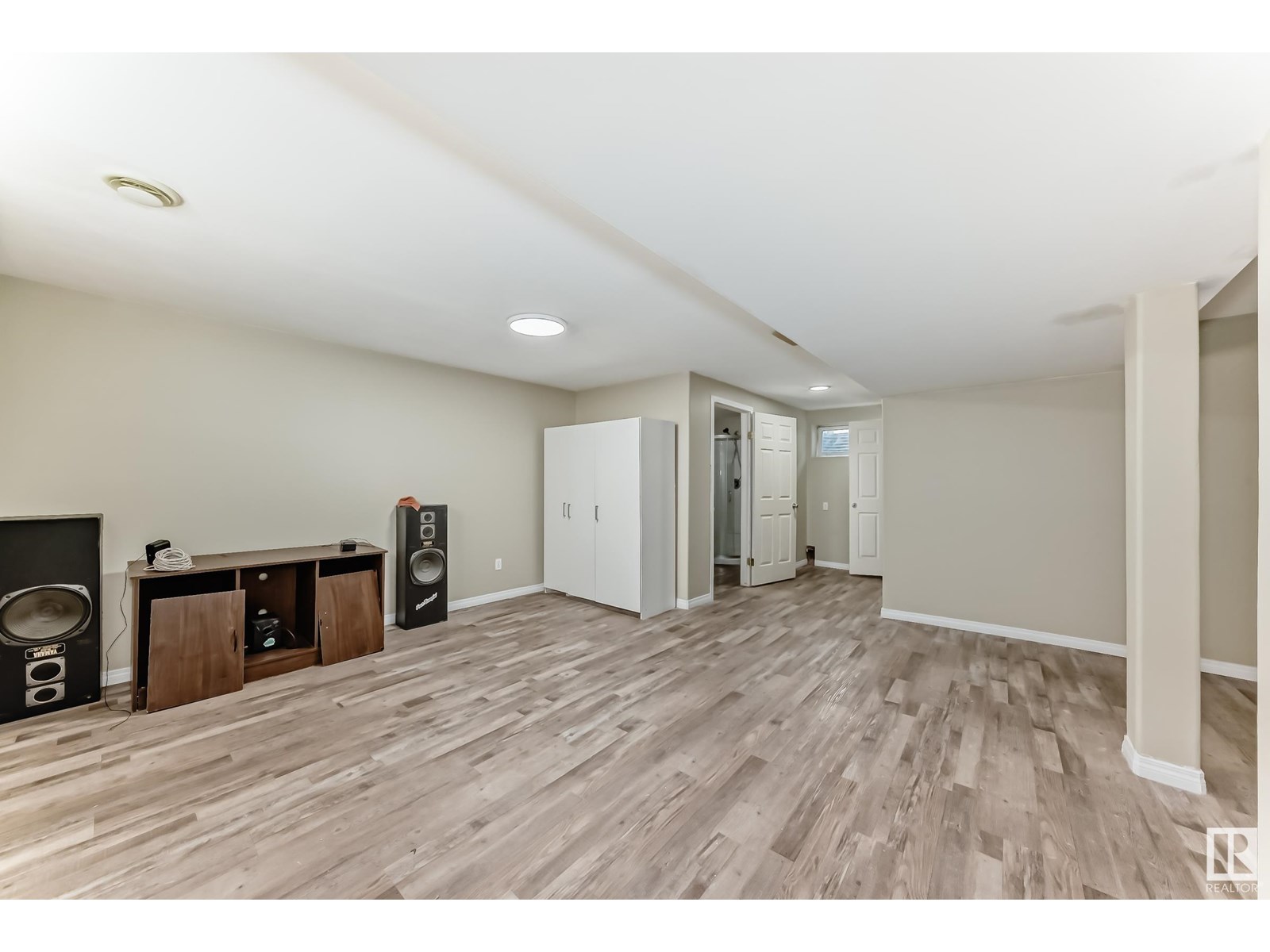 Photo 41 of 3510 22 St Nw, Edmonton AB
