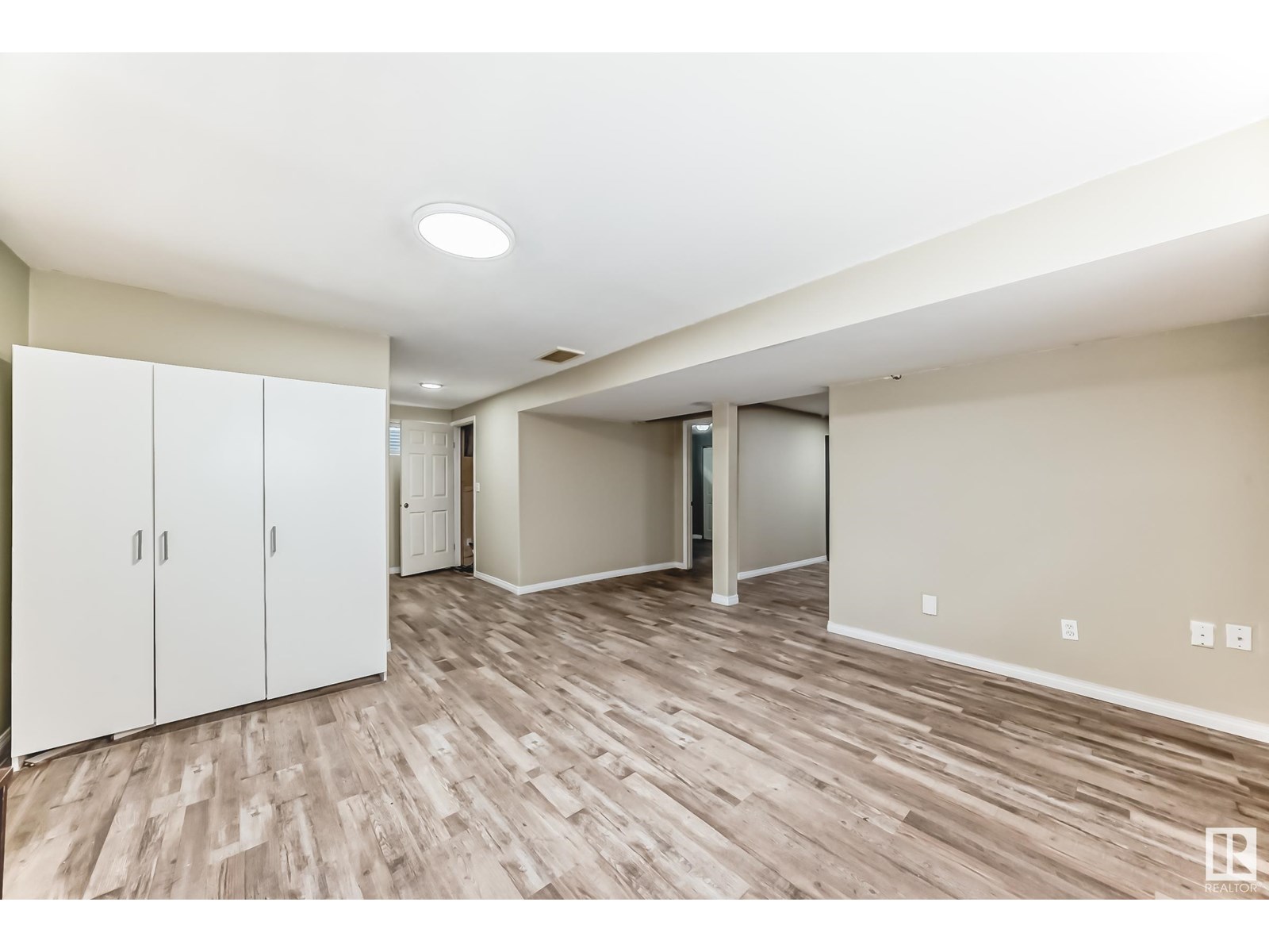 Photo 42 of 3510 22 St Nw, Edmonton AB
