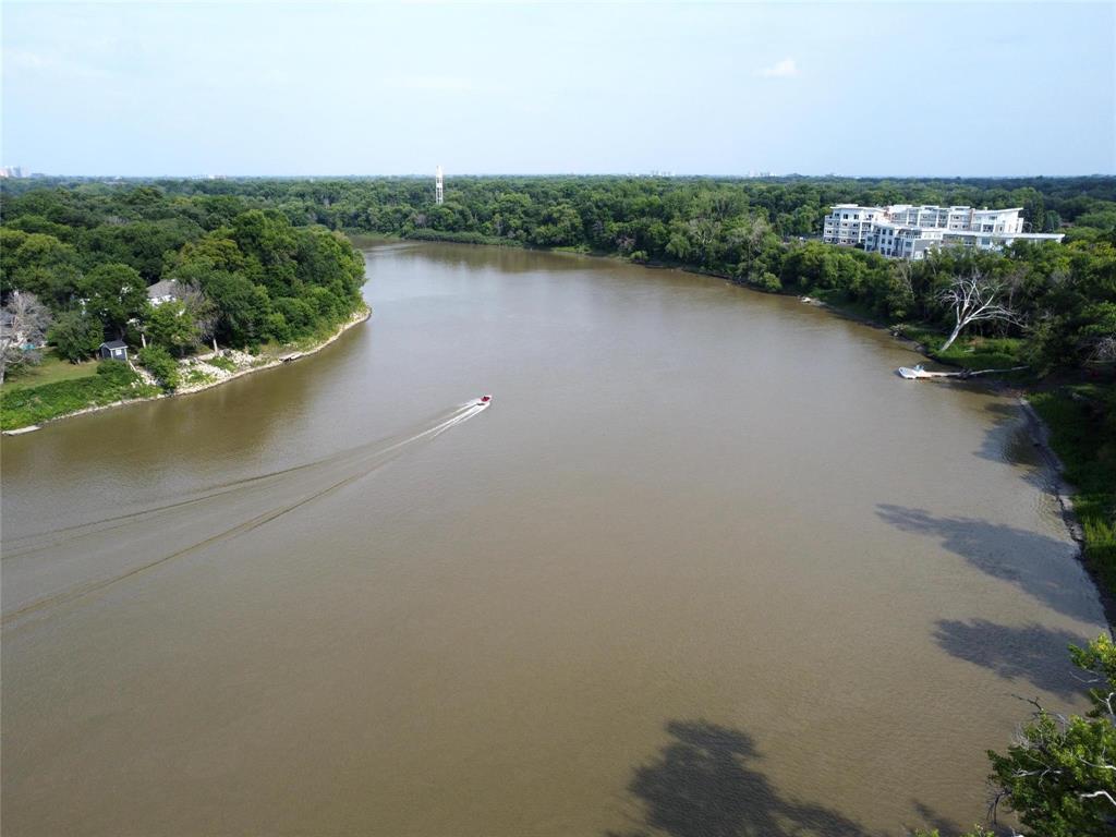 Photo 29 of 50 Riverside Drive, Winnipeg MB