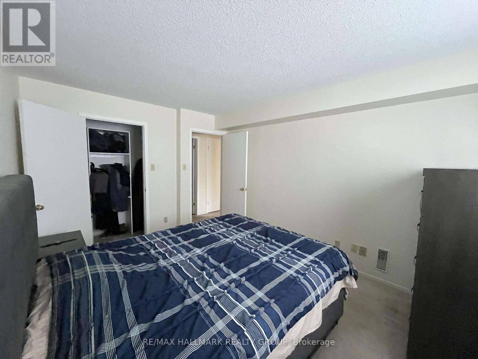 Photo 14 of 108 345 Centrum Boulevard, Ottawa ON