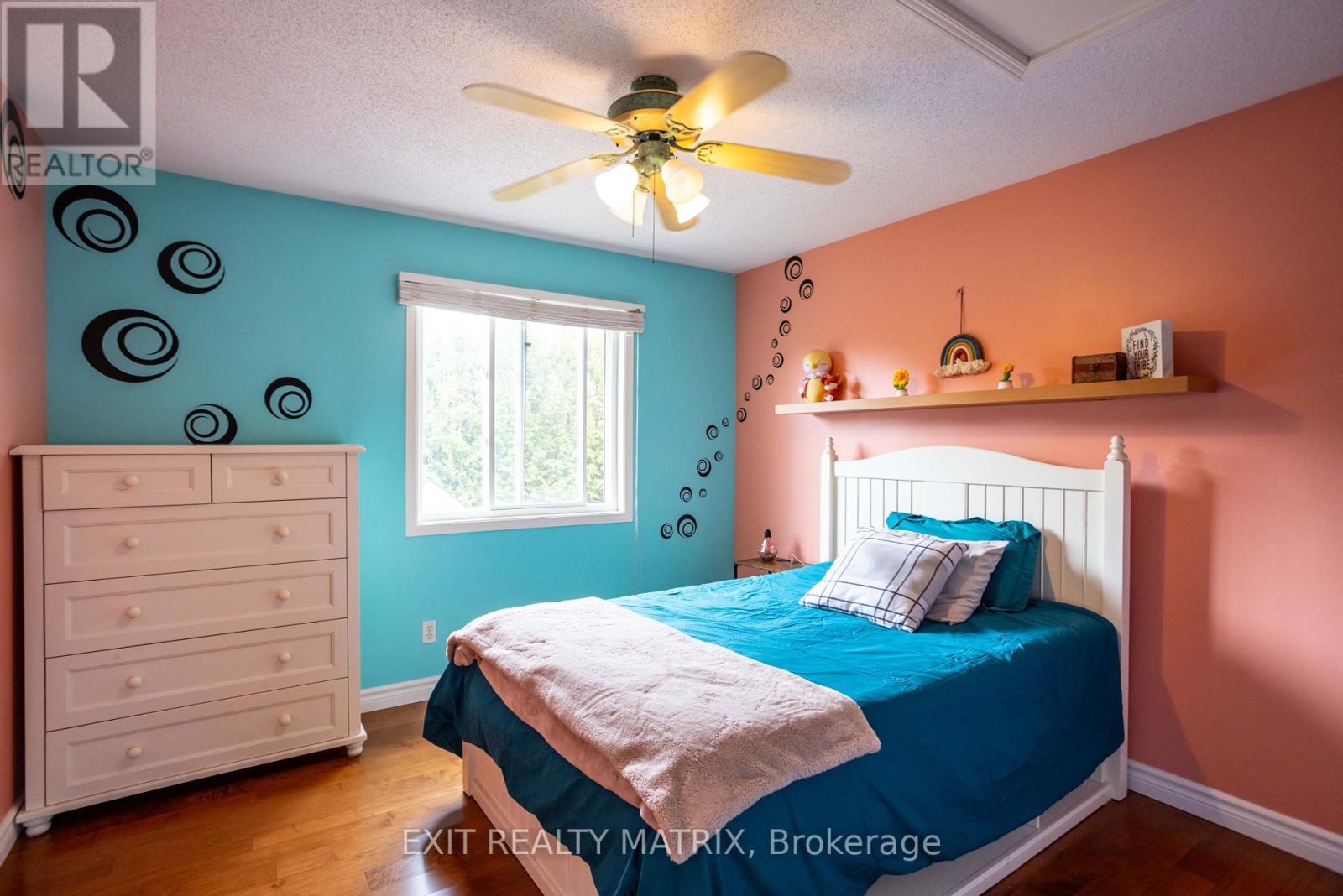 Photo 30 of 133 Labelle Street, Russell ON