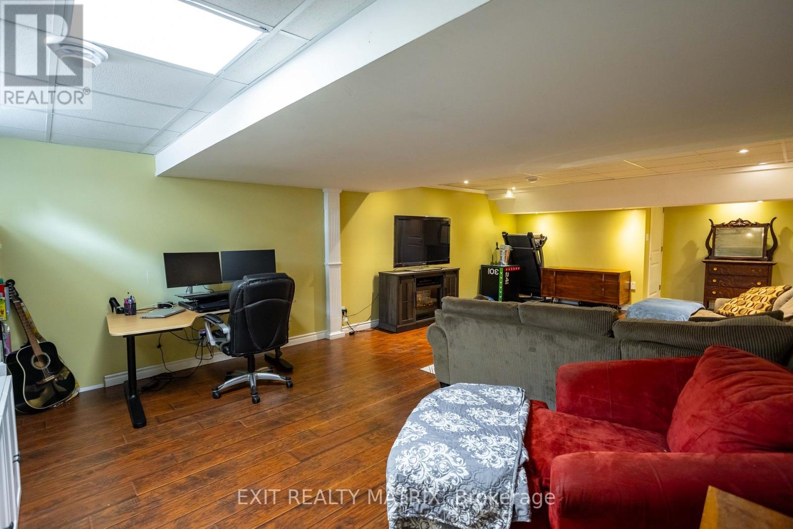 Photo 36 of 133 Labelle Street, Russell ON