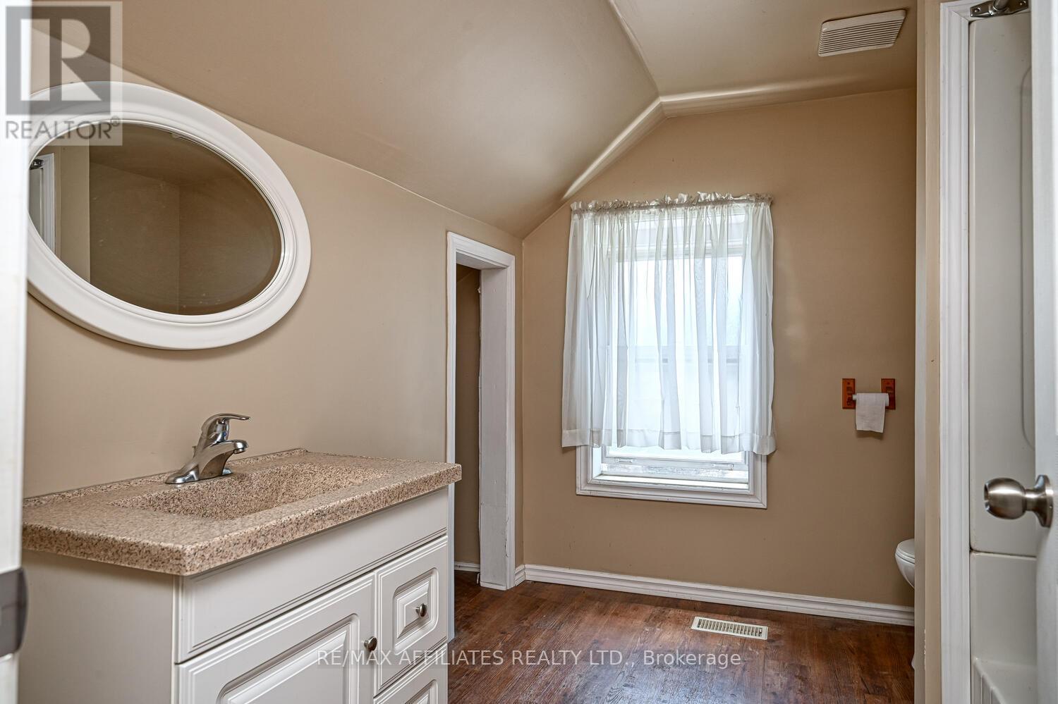 Photo 28 of 1028 County 16 Road, Merrickvillewolford ON