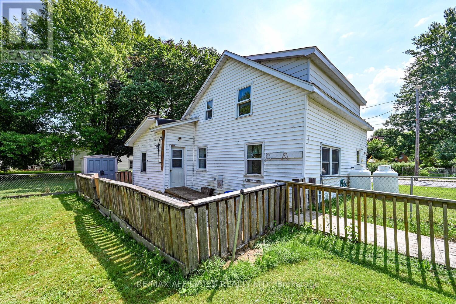 Photo 36 of 1028 County 16 Road, Merrickvillewolford ON