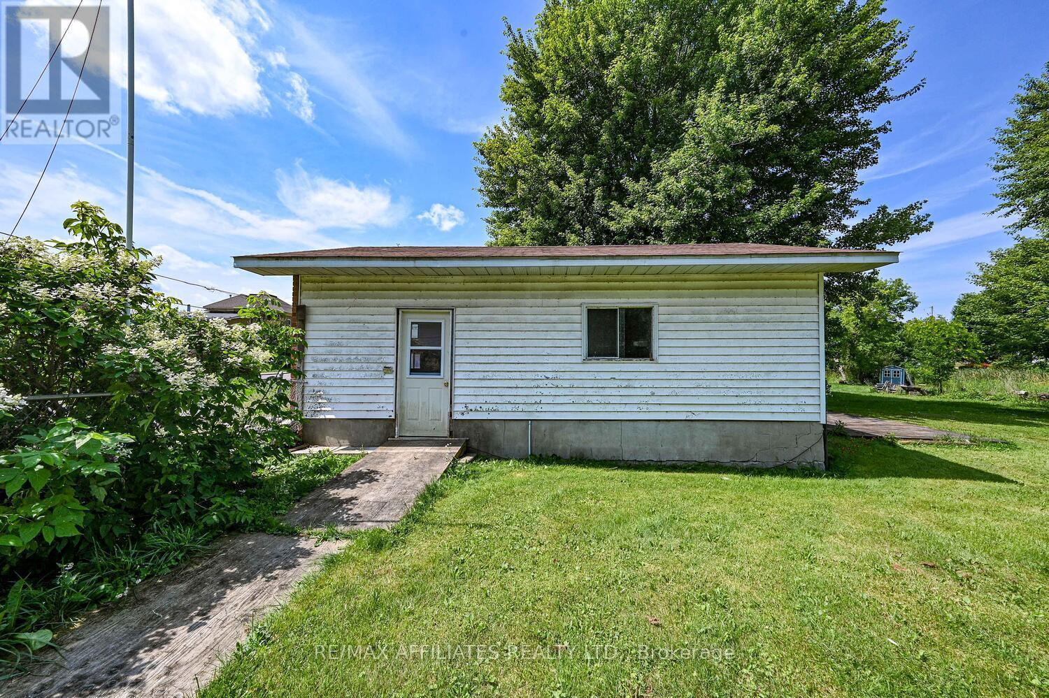 Photo 37 of 1028 County 16 Road, Merrickvillewolford ON