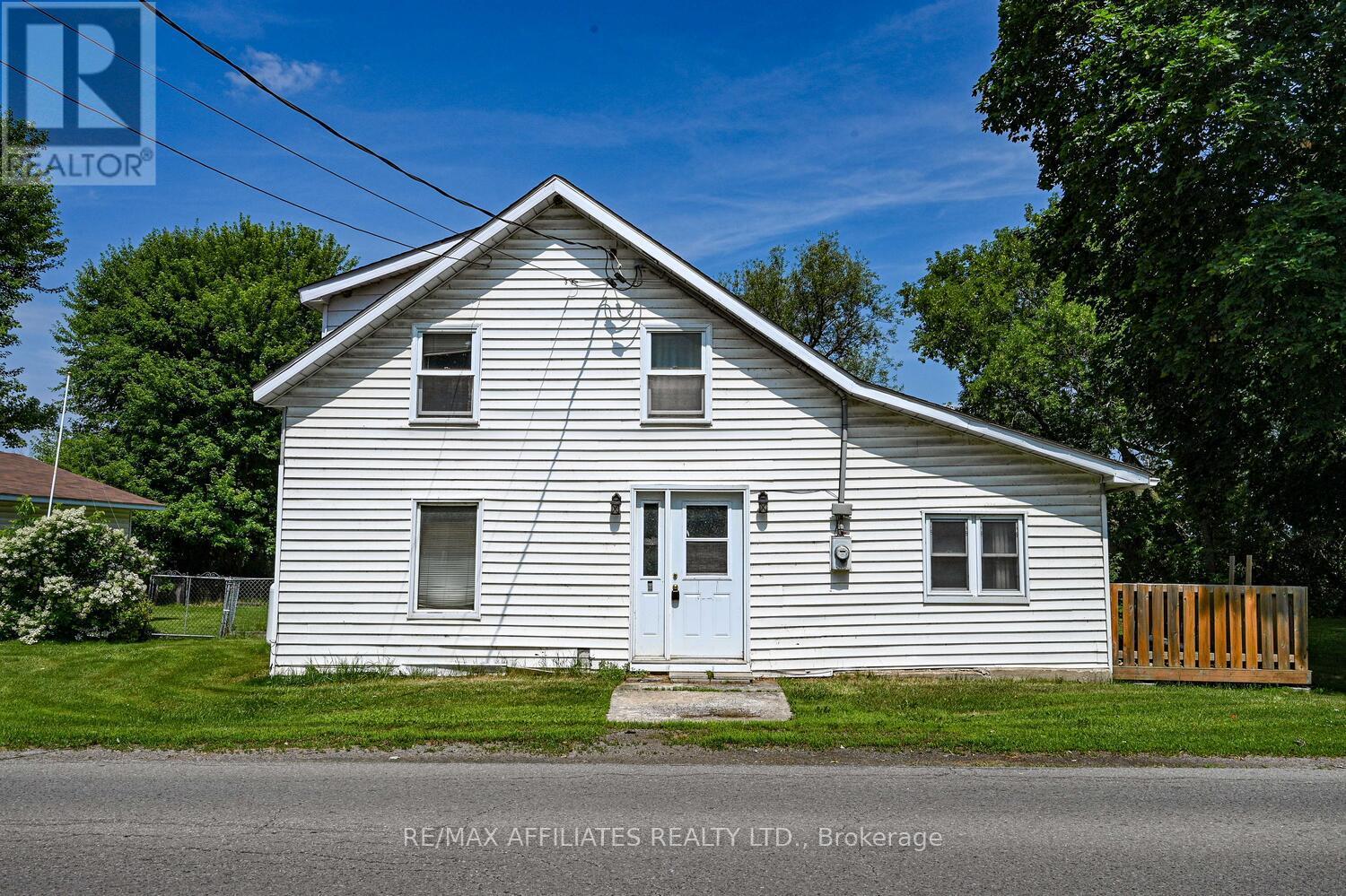 Photo 4 of 1028 County 16 Road, Merrickvillewolford ON