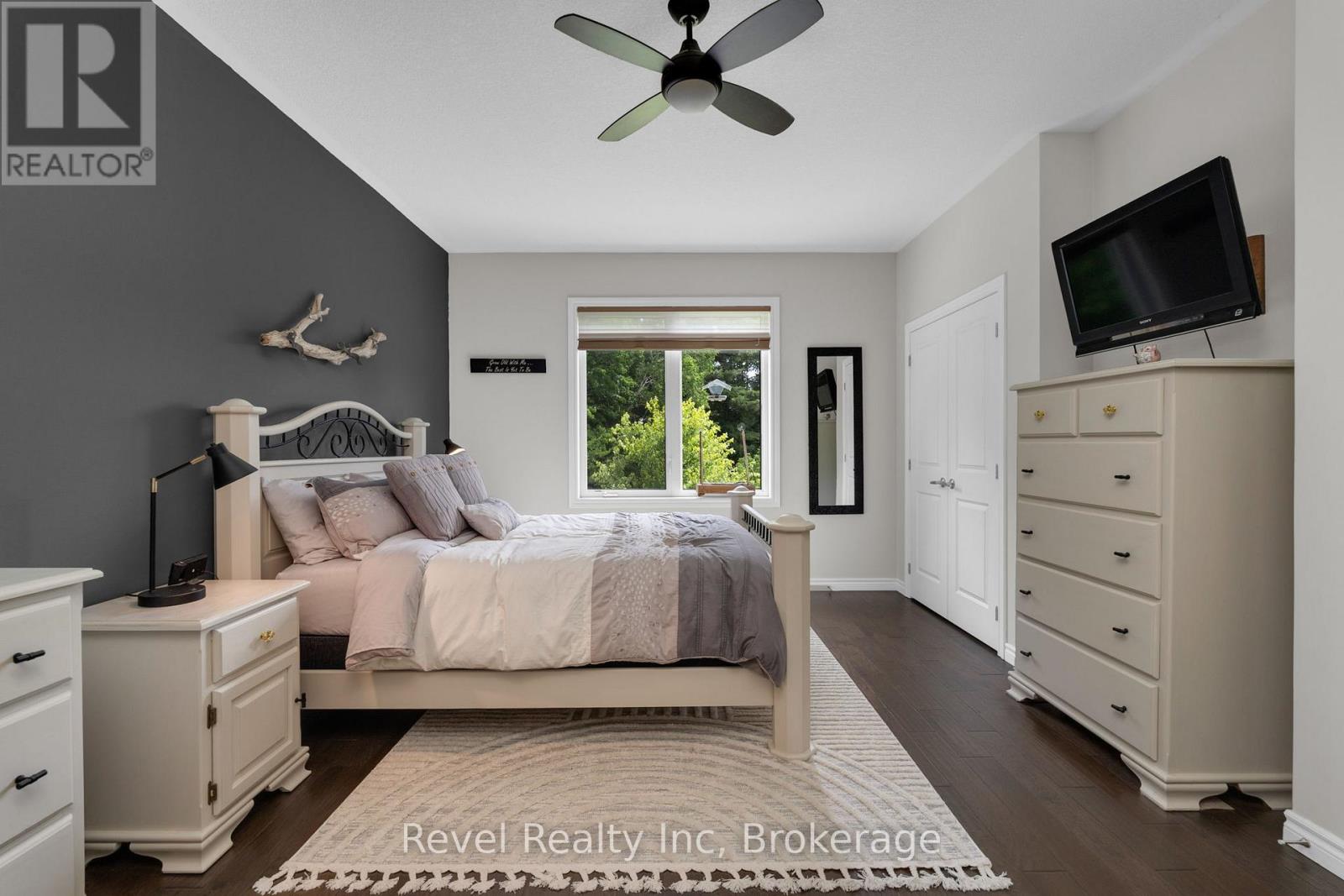 Photo 12 of 413 Russ Howard Drive, Midland ON