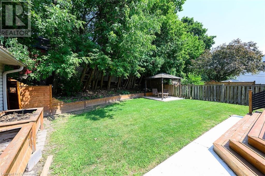 Photo 47 of 28 Marion Crescent, Dundas ON