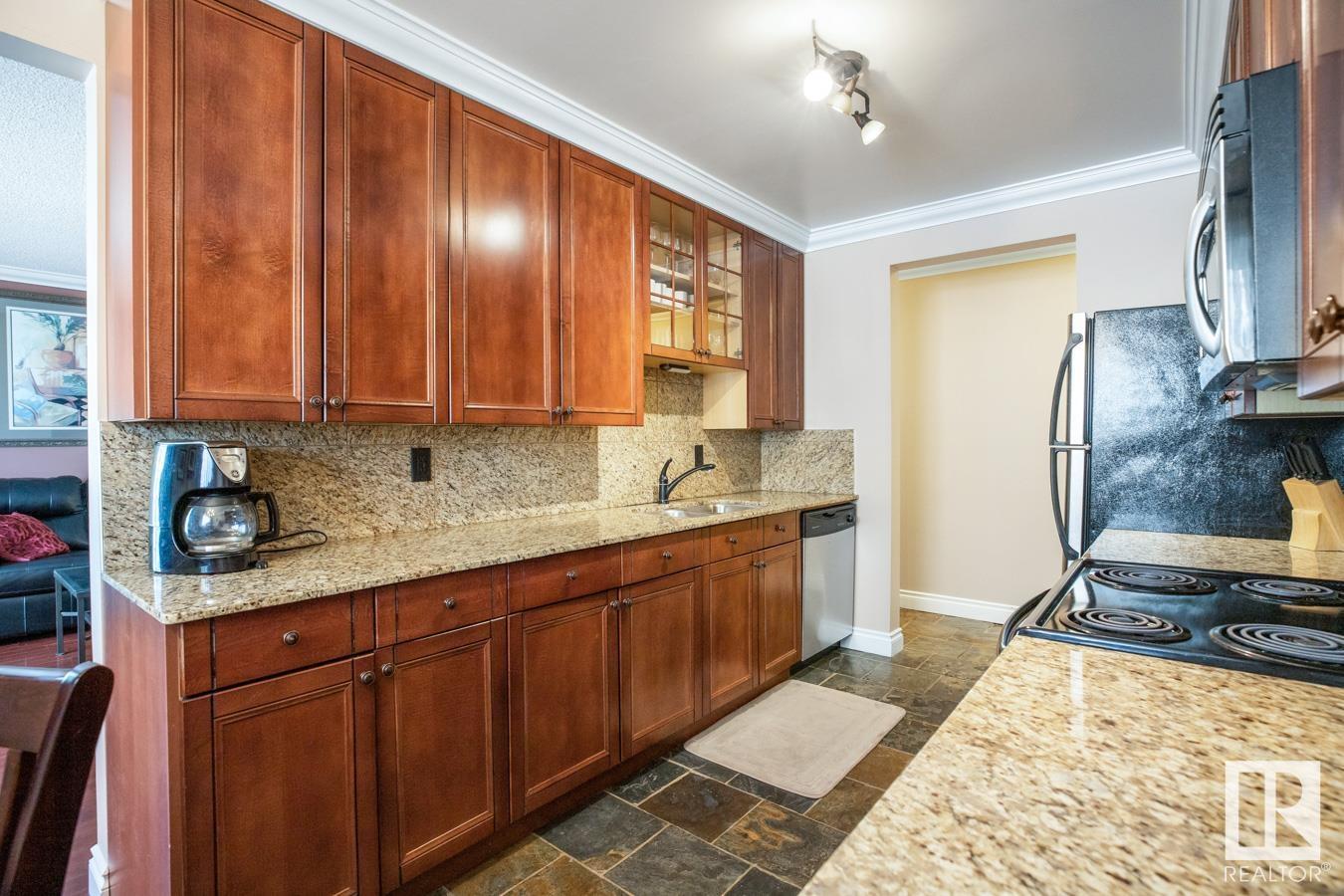 #306 10745 83 AV NW - Image 8