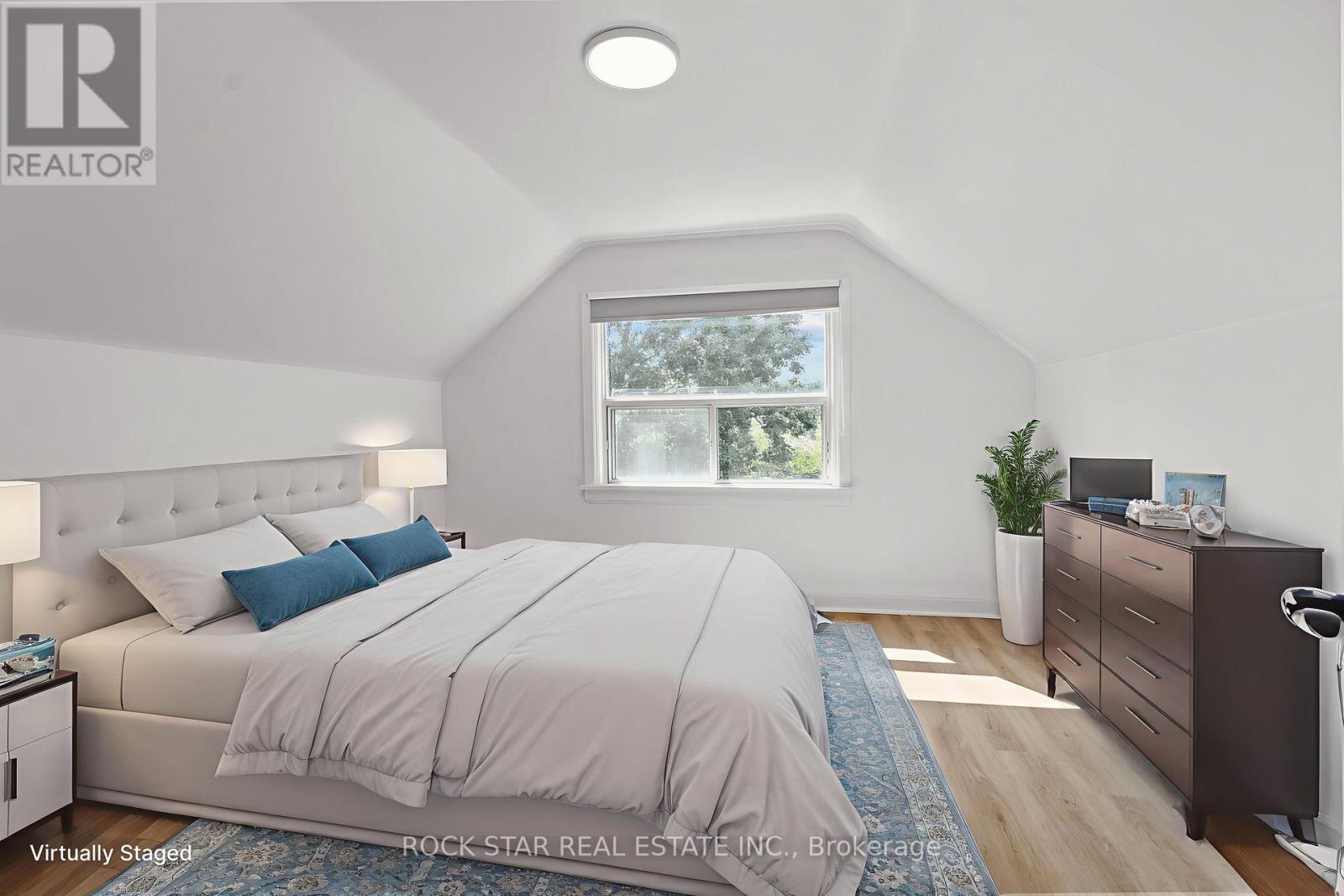 Photo 13 of 326 East 19th Street, Hamilton ON