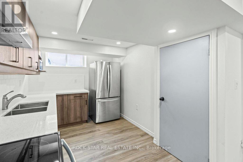 Photo 18 of 326 East 19th Street, Hamilton ON