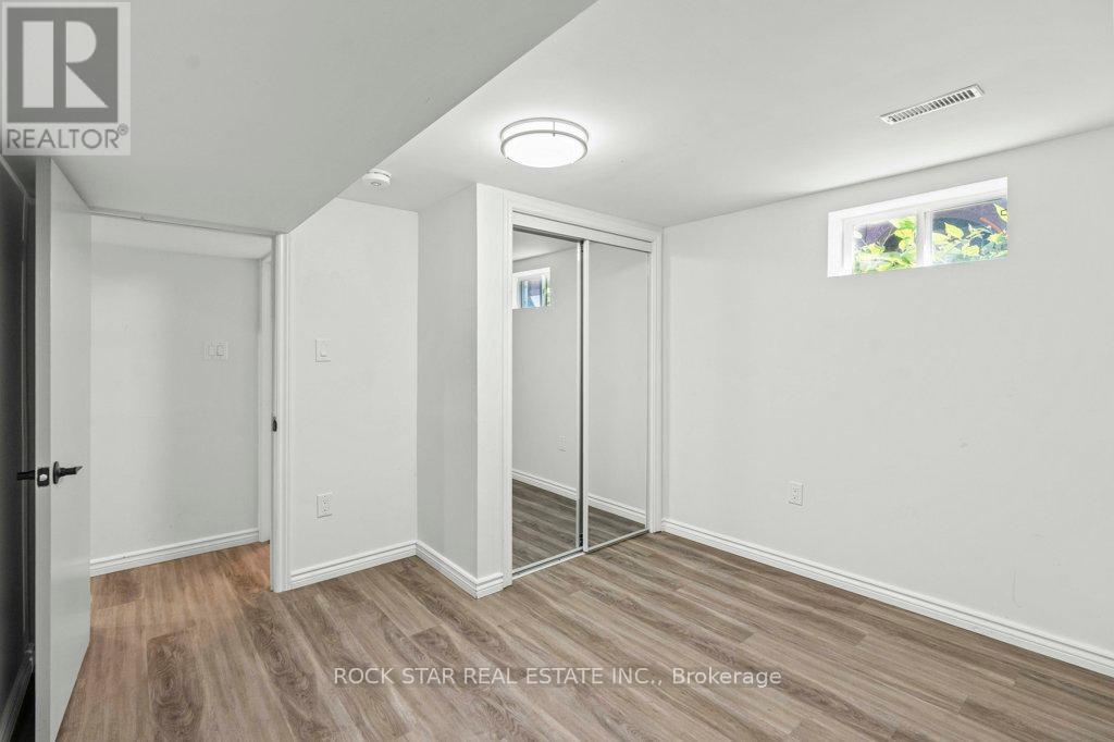 Photo 49 of 326 East 19th Street, Hamilton ON