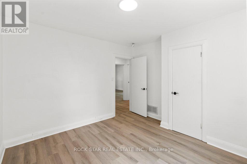Photo 49 of 326 East 19th Street, Hamilton ON