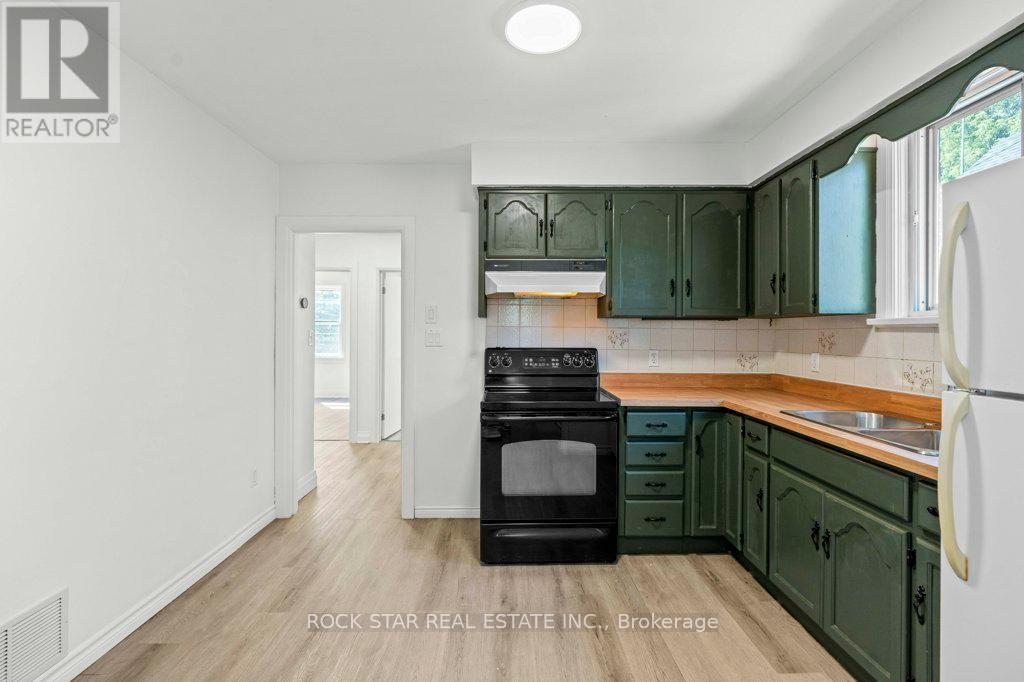 Photo 23 of 326 East 19th Street, Hamilton ON