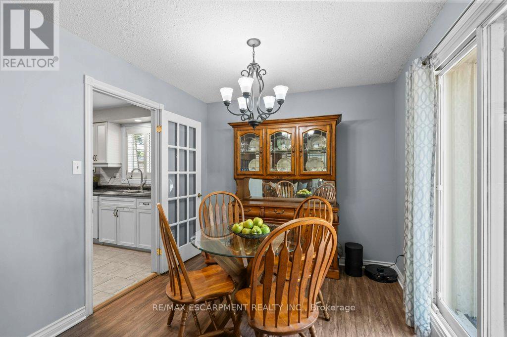 Photo 43 of 44 Cedarland Drive, Brantford ON