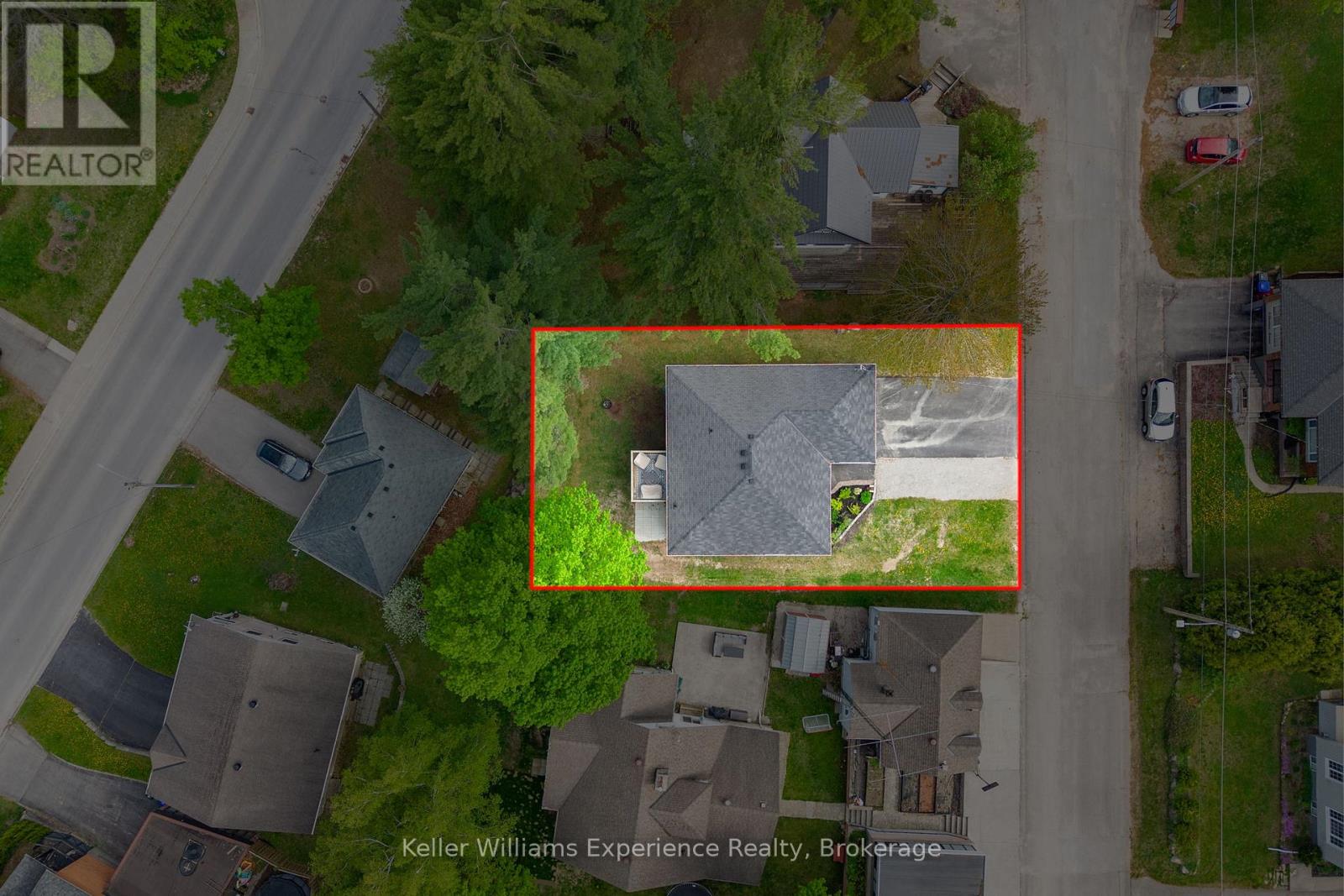 Photo 12 of 10 Clarence Avenue, Penetanguishene ON