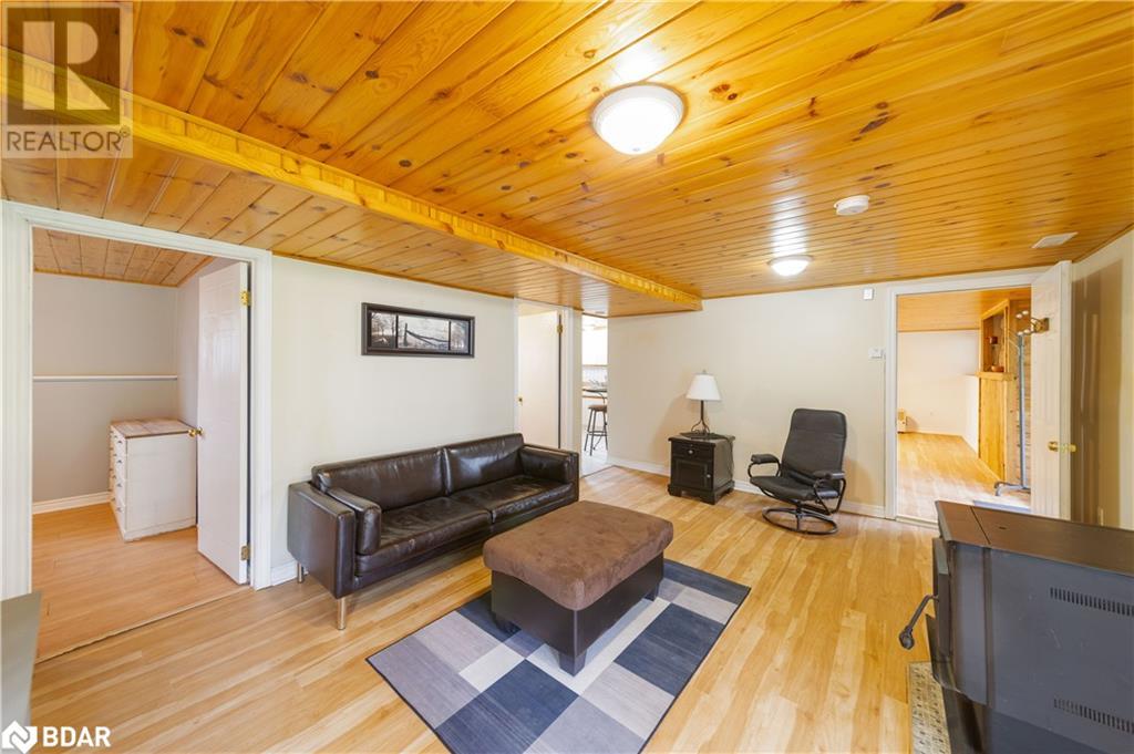 Photo 37 of 1936 Peninsula Point Road, Severn ON
