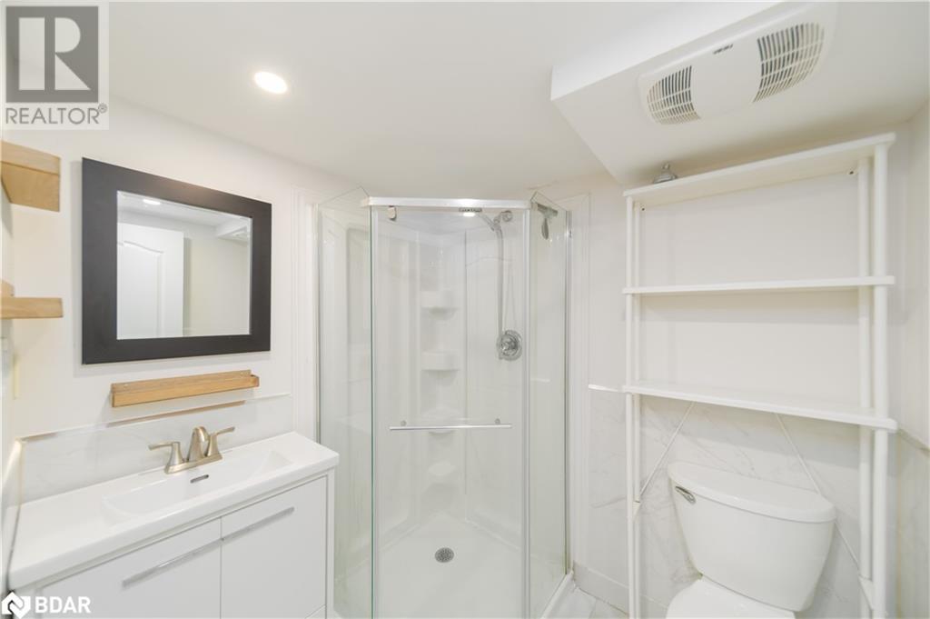 Photo 3 of 900 Green Street Unit B, Innisfil ON