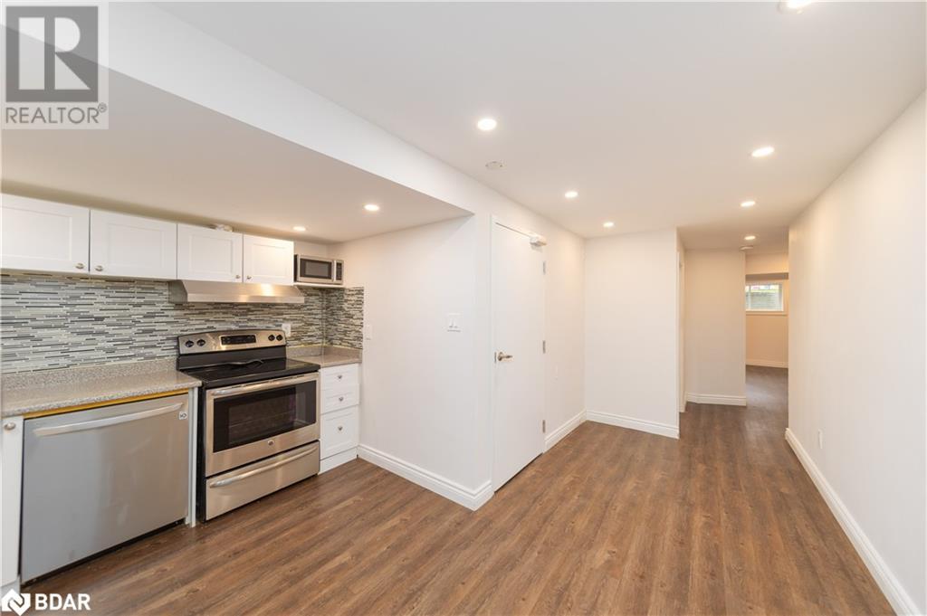 Photo 11 of 900 Green Street Unit B, Innisfil ON