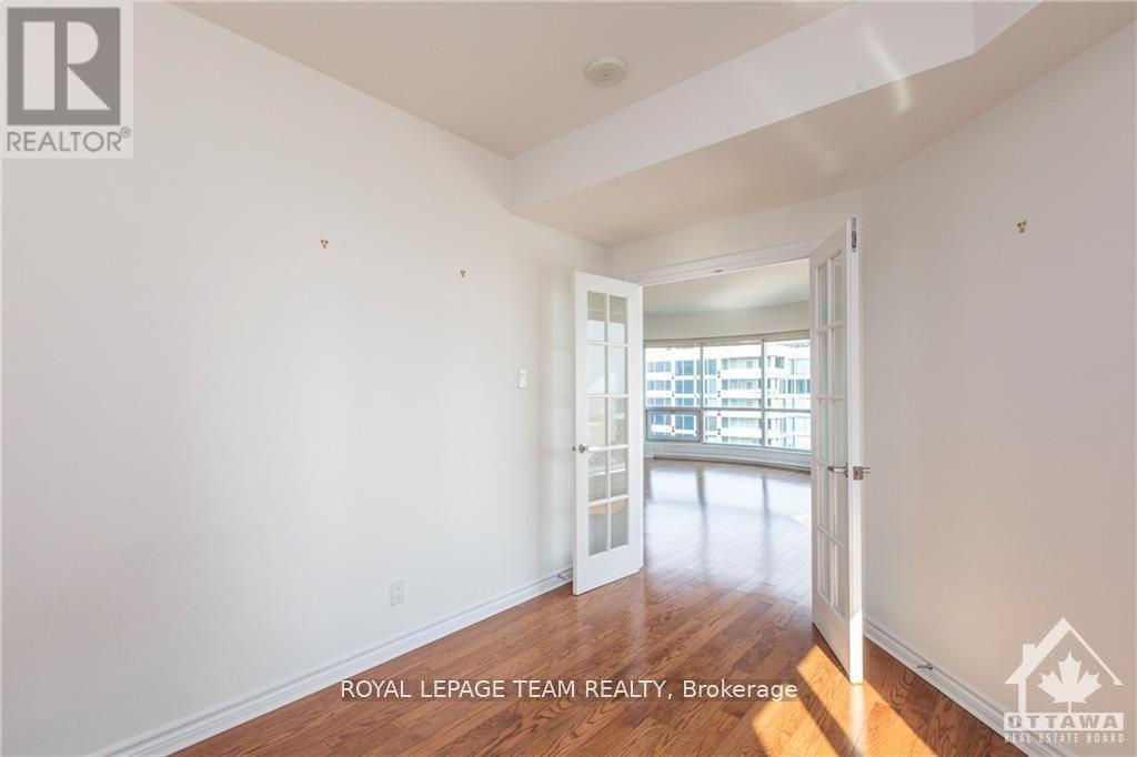 Photo 11 of 2204 234 Rideau Street, Ottawa ON