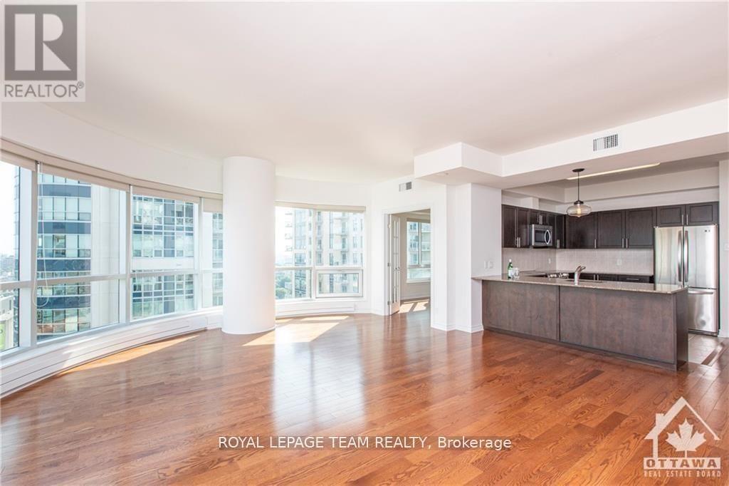 Photo 7 of 2204 234 Rideau Street, Ottawa ON