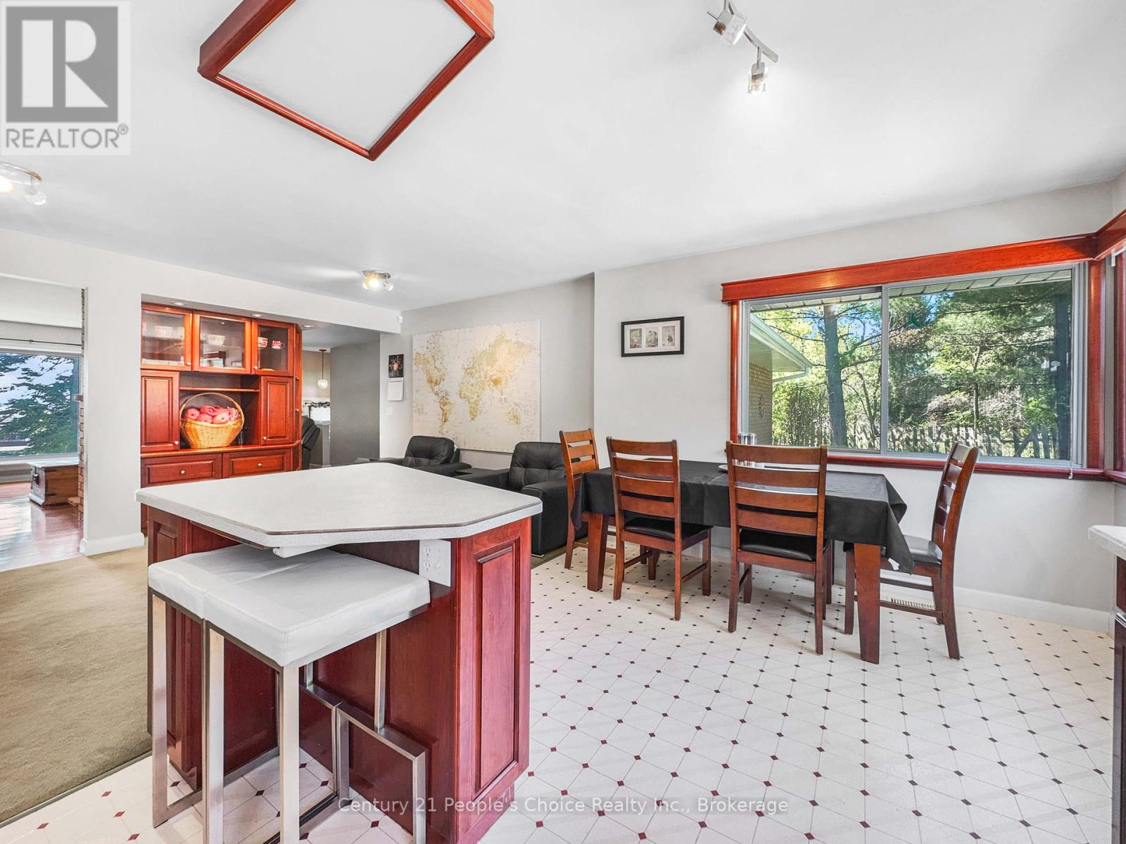 Photo 10 of 43 Pleasant Ridge Road, Brant ON